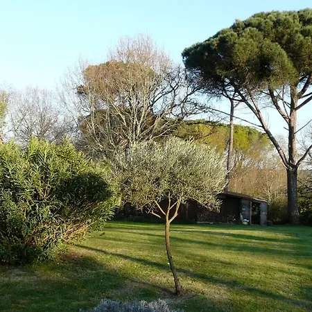 Au Bras D'argent Lea Et Vincent Bed & Breakfast