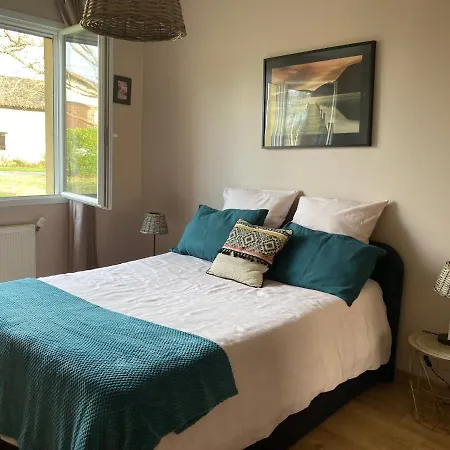 Au Bras D'argent Lea Et Vincent Bed & Breakfast *