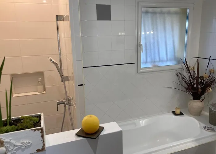 Au Bras D'argent Lea Et Vincent Nocleg ze śniadaniem Auros